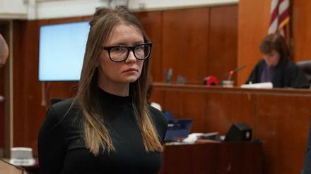 Anna "Delvey" Sorokin bei einer Gerichtsverhandlung 2019.