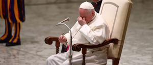 Berlins Regierende Bürgermeisterin besucht den Papst in Rom