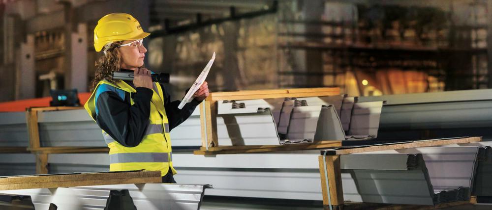 Job mit Zukunft. Auch BASF mit der Produktionsanlage für Kathodenmaterialien in Schwarzheide bietet jungen Menschen Chancen. 