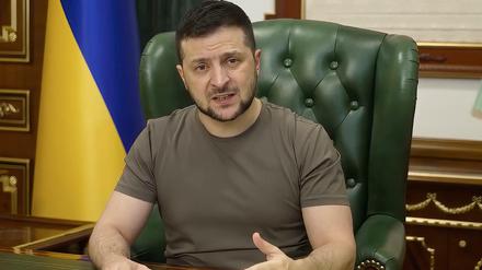 Der ukrainische Präsident Wolodymyr Selenskyj will sein Volk über jeden "Kompromiss" mit Russland entscheiden lassen.