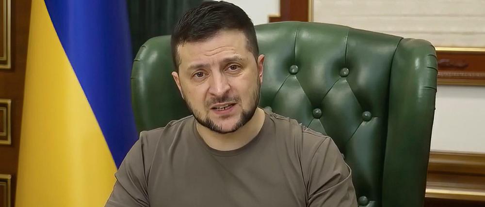 Der ukrainische Präsident Wolodymyr Selenskyj will sein Volk über jeden "Kompromiss" mit Russland entscheiden lassen.