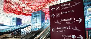 Ein Warnstreik von Sicherheitskräften führte in der vergangenen Woche zu zahlreichen Flugausfällen am BER.