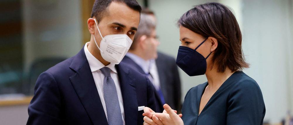 Bundesaußenministerin Baerbock und ihr italienischer Amtskollege Di Maio am Montag in Brüssel.