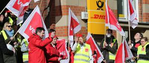 Der Warnstreik hat gewirkt, bei der Postbank gab es ein Tarifergebnis. 