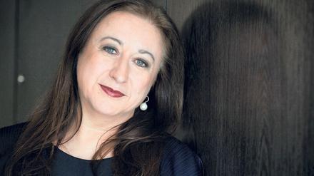 Sprang für Zubin Mehta ein. Die australische Dirigentin Simone Young.