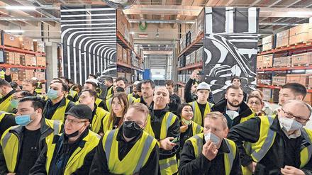 Einen Arbeitsplatz mit Perspektive haben die Tesla-Beschäftigten in Grünheide. Das Autowerk wurde diese Woche in Anwesenheit von Tesla-Gründer Elon Musk und Bundeskanzler Olaf Scholz eröffnet. Neben der Automontage entsteht in Brandenburg auch eine große Fabrik für Batteriezellen. 