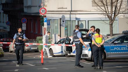 Bei einem Polizeieinsatz in der Mainzer Innenstadt ist ein Mensch verletzt worden.