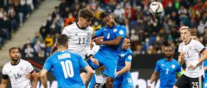 Bann gebrochen. Kai Havertz (Nr. 11) brachte die deutsche Mannschaft nach einer Ecke in Führung.