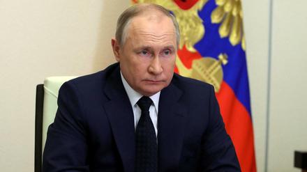 Russlands Präsident Wladimir Putin spielt mit der Angst vor einem Atomkrieg.