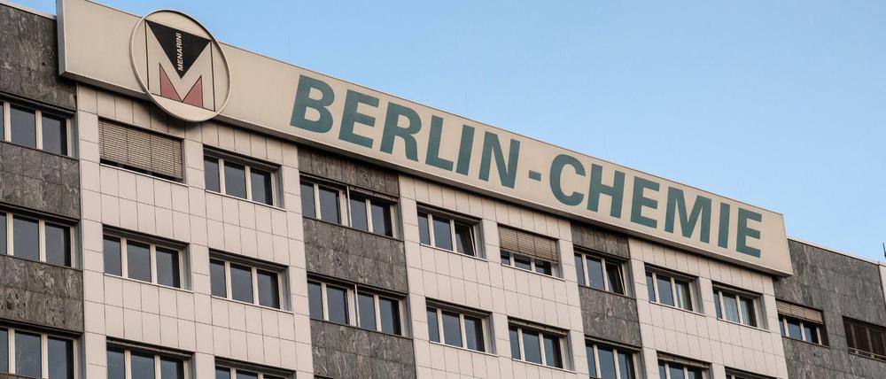 Firmensitz in Adlershof. Das Unternehmen liefert seit DDR-Zeiten pharmazeutische Produkte nach Osteuropa und Russland.