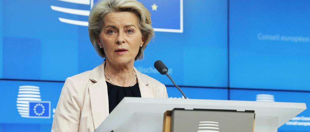 Ursula von der Leyen, Präsidentin der Europäischen Kommission, spricht auf einer Pressekonferenz nach einem EU-Gipfel in Brüssel.