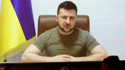 Der ukrainische Präsident Wolodymyr Selenskyj war per Videoanruf auf dem Doha Forum in Katar zugeschaltet.