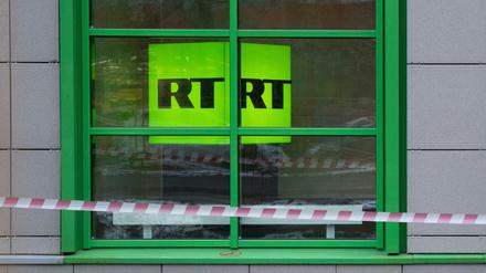 Closed Shop? RT.DE sendet trotz Verbots weiter.