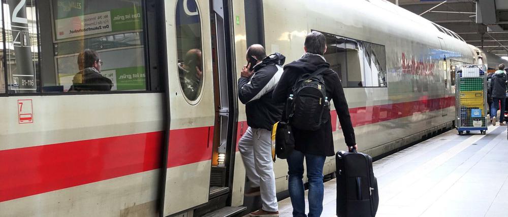 50 zusätzliche Züge sollen im Fernverkehr vom 14. bis zum 24. April fahren. 