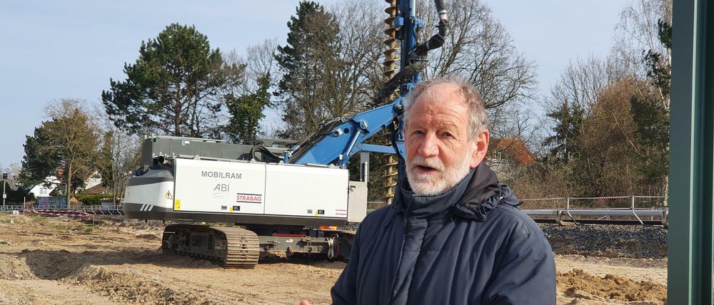 Der Kämpfer. Seit 30 Jahren engagierte sich der grüne Politiker Michael Cramer für den Mauerradweg. Mit Erfolg: Seit Donnerstag wird die letzte Lücke geschlossen.