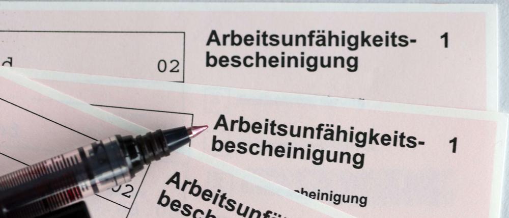 Arbeitsunfähigkeitsbescheinigungen für Arbeitnehmer im Falle einer Krankschreibung 