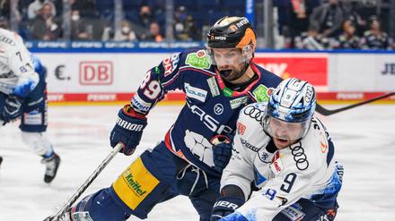Zach Boychuk (l.) gehört zu den Gesichtern des Berliner Aufschwungs.