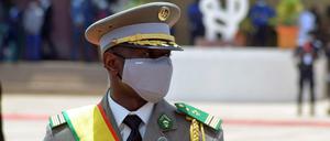 Die Militärregierung von Putschistenführer Assimi Goïta ist mit einer Großoffensive gegen mutmaßliche Terroristen vorgegangen.