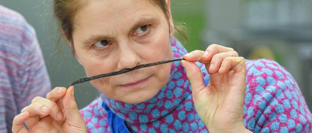 Der Duftstoff, der Vanilleschoten ihren Geruch verschafft, wird nicht nur von Starköchinnen wie Sarah Wiener als einer der "köstlichsten" empfunden. 