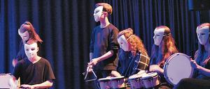 Im Projekt "Querklang" können sich Schülerinnen und Schüler im kollektiven Komponieren ausprobieren.