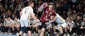 Jacob Holm zieht durch. Schmerzen hin oder her.