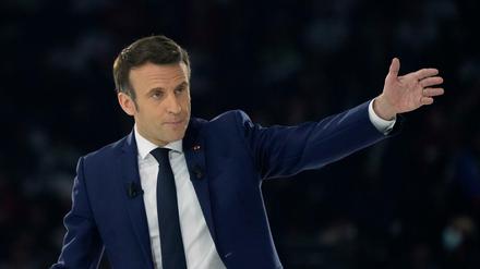 Frankreichs Staatschef Macron am Samstag bei einem Wahlkampf-Meeting im Westen von Paris.