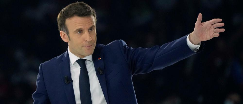 Frankreichs Staatschef Macron am Samstag bei einem Wahlkampf-Meeting im Westen von Paris.