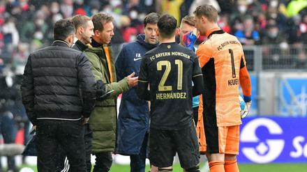 Viel Konfusion herrschte beim Spiel zwischen dem SC Freiburg und dem FC Bayern.
