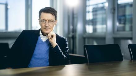 Freiwillig isoliert: Gesundheitsminister Lauterbach fährt einen viel kritisierten Corona-Kurs.