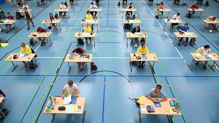 Massive Kritik von vielen Seiten erntet die GEW für ihren geplanten Streik am 7. April, einem Abiturtag.