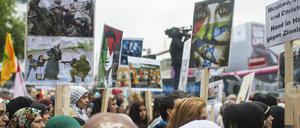 eBei der Al-Kuds-Demonstration waren in Berlin in der Vergangenheit immer wieder Sprechchöre mit antisemitischen Parolen zu hören.