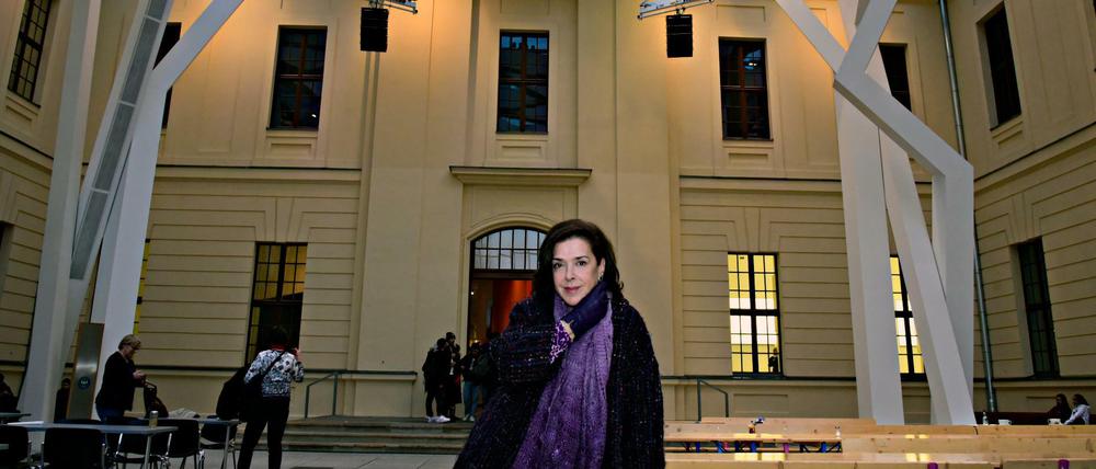 Elena Bashkirova hat das Intonations-Festival im Glashof des Jüdischen Museums erfunden.