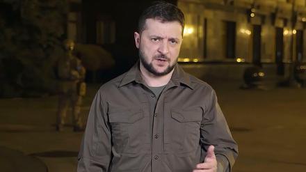 Der ukrainische Präsident Wolodymyr Selenskyj während einer Ansprache am Mittwochabend.