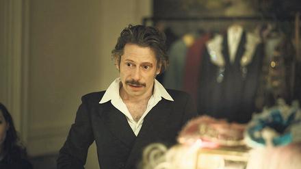 Amalric in „Tournée“, der ihm 2010 in Cannes den Regiepreis einbrachte.
