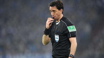 Manuel Gräfe, 48, hat 268 Spiele in der Bundesliga gepfiffen, 2011 wurde er zu Deutschlands Schiedsrichter des Jahres gewählt.