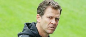 Oliver Bierhoff sorgt sich um den Fußball.