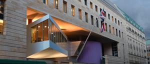 Der mutmaßliche Spion arbeitete bei der britischen Botschaft in Berlin.