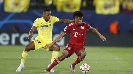 Im Hinspiel waren die Bayern (hier mit Kingsley Coman) nach schwacher Leistung mit dem 0:1 noch gut bedient.