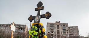 Gräber von Zivilisten in Mariupol.