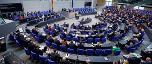Wie bekommt man ihn wieder kleiner? Die Wahlrechtsreform beschäftigt auch den neuen Bundestag.