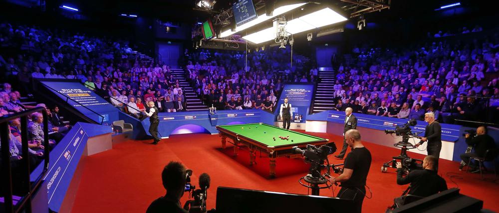 Das Crucible Theatre bildet den stimmungsvollen Rahmen für die Snooker-WM. Ein Deutscher hat hier noch nie gespielt.