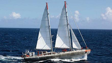 Segelschiff auf dem offenen Meer