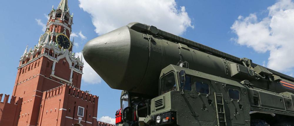 Russland zeigt gerne, was es hat - hier eine Interkontinentalrakete. Das Land ist auch die größte Atommacht der Erde.