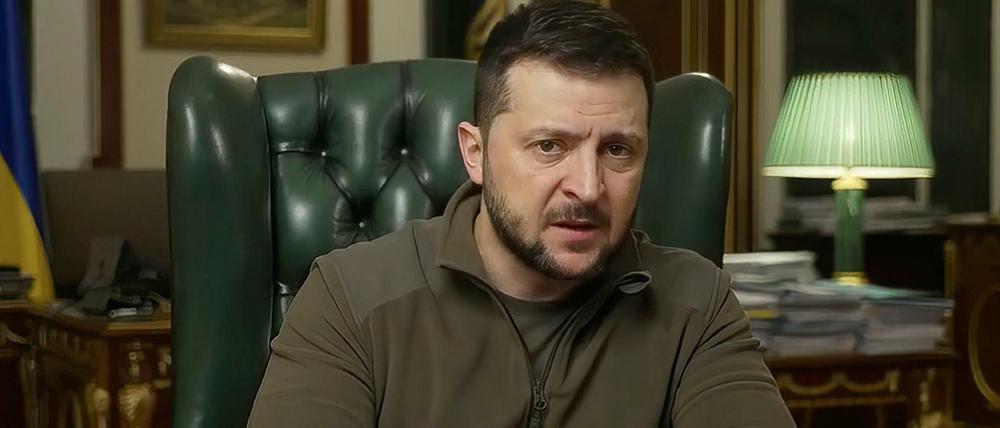 Der ukrainische Präsident Wolodymyr Selenskyj wollte Bundespräsident Frank-Walter Steinmeier Medienberichten zufolge nicht treffen.