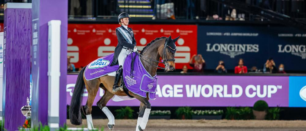 Jessica von Bredow-Werndl wurde am Wochenende in Leipzig Weltcup-Siegerin.
