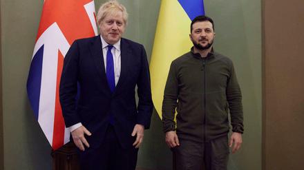 Britischer Premier Boris Johnson und Wolodymyr Selenskyj haben sich heute überraschend in Kiew getroffen.