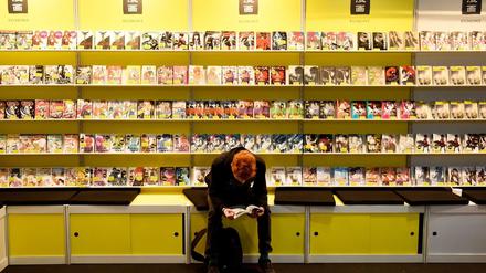 Boom-Business: Ein Manga-Regal des Egmont-Verlages auf einer Buchmesse.