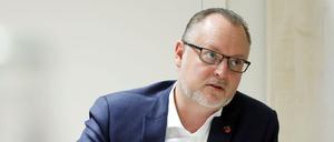 Staatssekretär Falko Liecke (CDU) steht im Streit um die Stabsstelle besonders im Fokus.