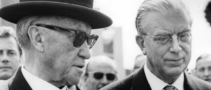 Bundeskanzler Konrad Adenauer mit seinem engsten Vertrauten Hans Globke, der das Bespitzelungsprojekt einfädelte.