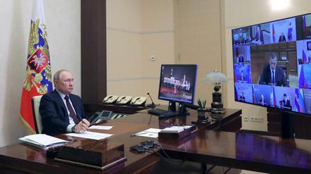 Russlands Präsident Putin bei einer Videokonferenz am 13. April.